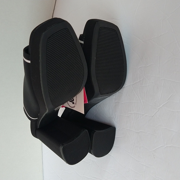 Juicy couture black slip on heel platforms sandals - Picture 7 of 11